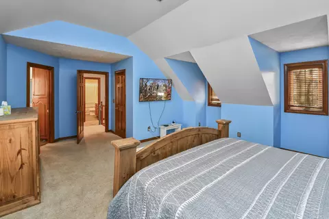 Bedroom - 3803 E Linwood St, Springfield, MO 65809 photo 3 of 8