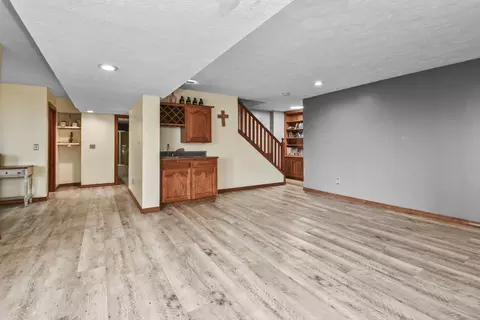 Living - 3803 E Linwood St, Springfield, MO 65809 photo 5 of 5