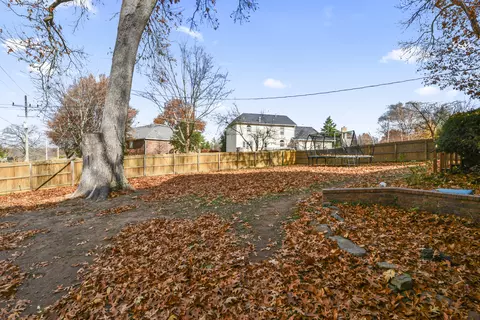 Exterior - 3803 E Linwood St, Springfield, MO 65809 photo 13 of 21