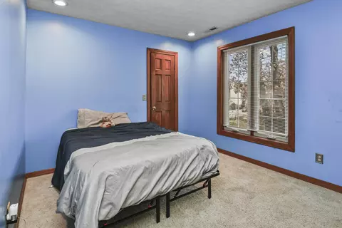 Bedroom - 3803 E Linwood St, Springfield, MO 65809 photo 1 of 8