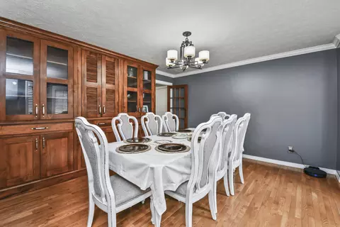 Dining - 3803 E Linwood St, Springfield, MO 65809 photo 4 of 5