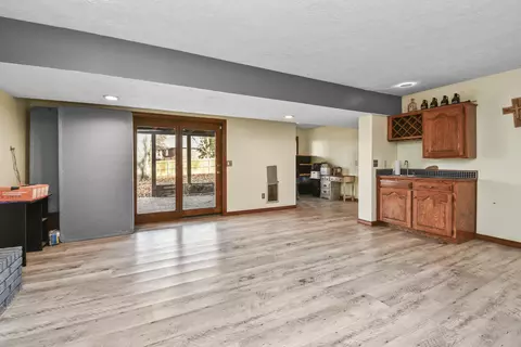 Other - 3803 E Linwood St, Springfield, MO 65809 photo 6 of 12