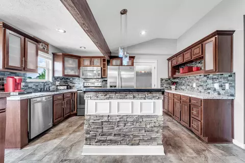 1108 E Lily Dr, Ozark, MO 65721 photo 4