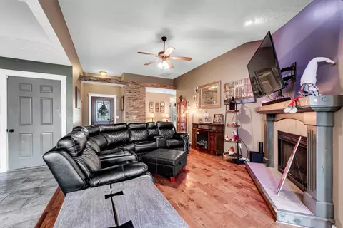 1108 E Lily Dr, Ozark, MO 65721 photo 11