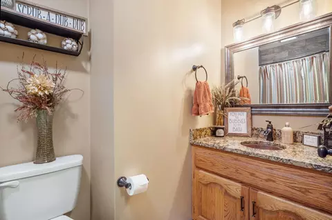 Bath - 598 Scenic View Rd, Ozark, MO 65721 photo 3 of 4