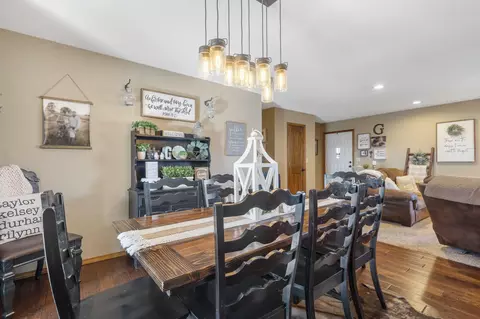 Dining - 598 Scenic View Rd, Ozark, MO 65721 photo 2 of 3