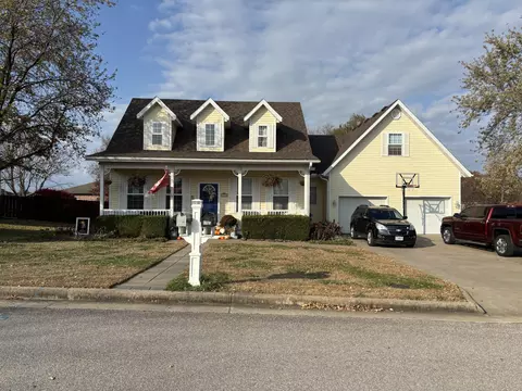 1705 Tyler Ave, Aurora, MO 65605 photo 1