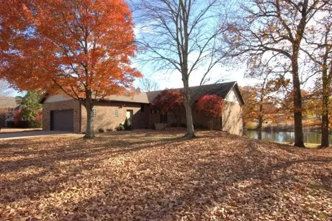 126 Briarbrook Dr, Carl Junction, MO 64834