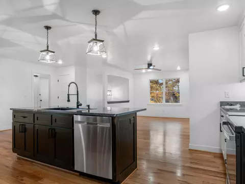 Kitchen - 705 S Clay St, Nevada, MO 64772 photo 4 of 5