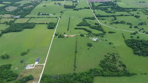 View/Area - 1672 E 355th Rd, Bolivar, MO 65613 photo 11 of 16