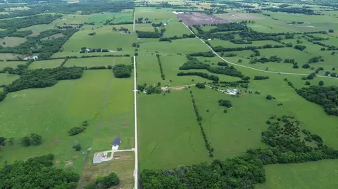 View/Area - 1672 E 355th Rd, Bolivar, MO 65613 photo 7 of 16