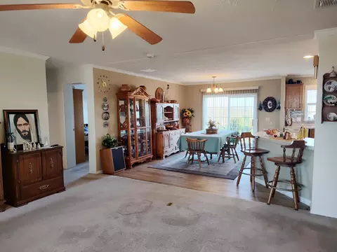 Dining - 1672 E 355th Rd, Bolivar, MO 65613 photo 1 of 4