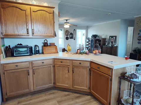 Kitchen - 1672 E 355th Rd, Bolivar, MO 65613 photo 6 of 12