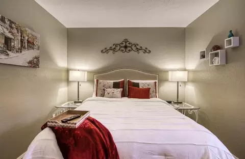 Bedroom - 40 Scenic Ct #1, Branson, MO 65616 photo 1 of 3