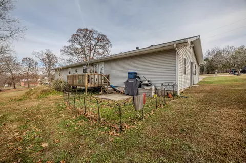 Exterior - 60 Community Dr, Marshfield, MO 65706 photo 6 of 13