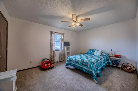 Bedroom - 60 Community Dr, Marshfield, MO 65706 photo 6 of 6