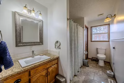 Bath - 60 Community Dr, Marshfield, MO 65706 photo 1 of 2