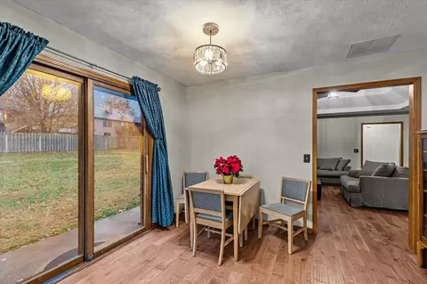 3934 E Linwood Ter, Springfield, MO 65809 photo 8