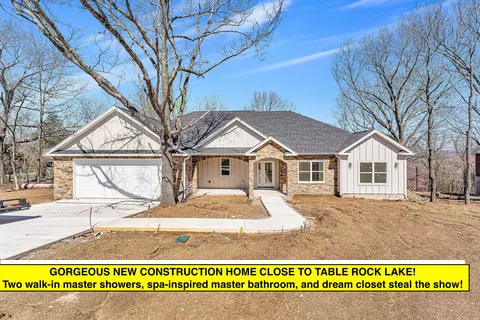 1690 Skyview Dr, Branson, MO 65616