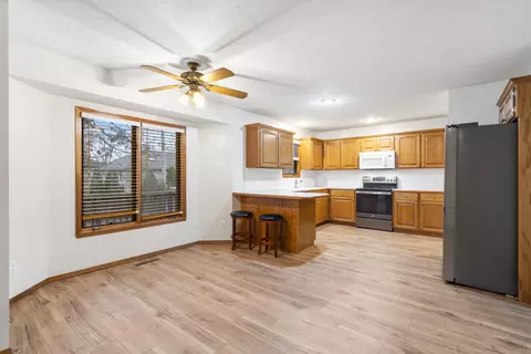 3127 S Newton Ave, Springfield, MO 65807 photo 9