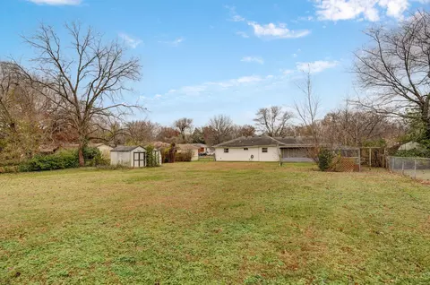 853 W Whiteside St, Springfield, MO 65807 photo 25