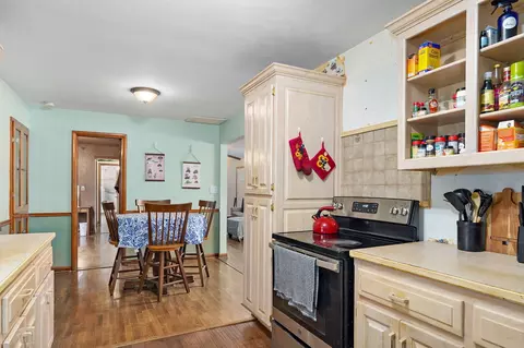 853 W Whiteside St, Springfield, MO 65807 photo 13