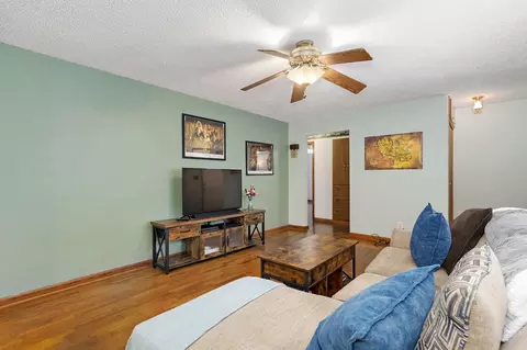 853 W Whiteside St, Springfield, MO 65807 photo 7