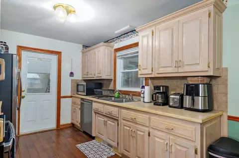853 W Whiteside St, Springfield, MO 65807 photo 12