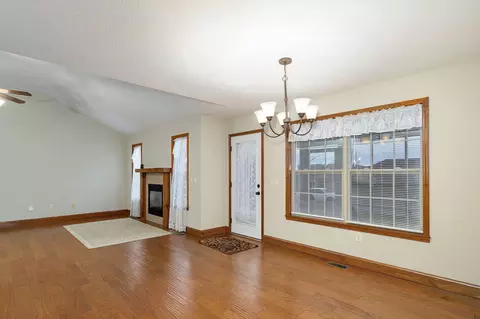 869 E Sparrow Rd, Nixa, MO 65714 photo 12