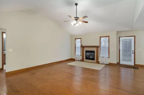 869 E Sparrow Rd, Nixa, MO 65714 photo 9