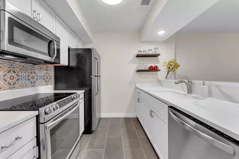 Kitchen - 264 Turnberry Dr #2, Branson, MO 65616 photo 1 of 3