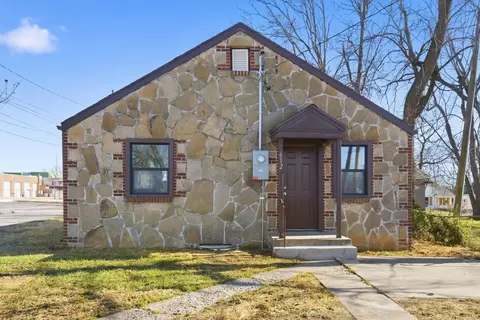 612 W Pacific St, Springfield, MO 65803 photo 21