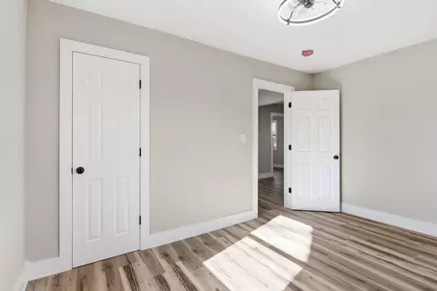 612 W Pacific St, Springfield, MO 65803 photo 17