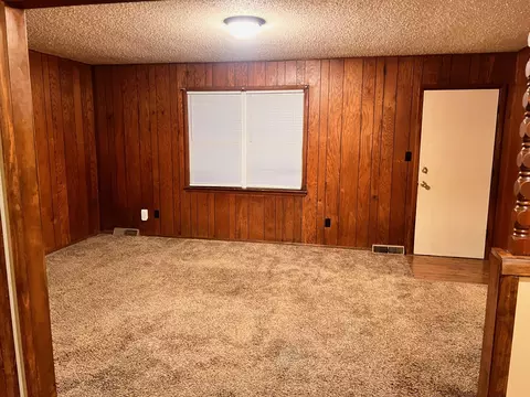 Living - 309 E Berkeley St, Springfield, MO 65807 photo 2 of 3