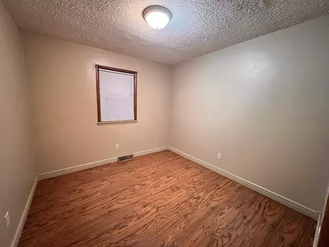 Bedroom - 309 E Berkeley St, Springfield, MO 65807 photo 1 of 3