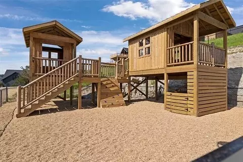 Exterior - 171 Summer Bay Blvd, Branson, MO 65616 photo 10 of 11