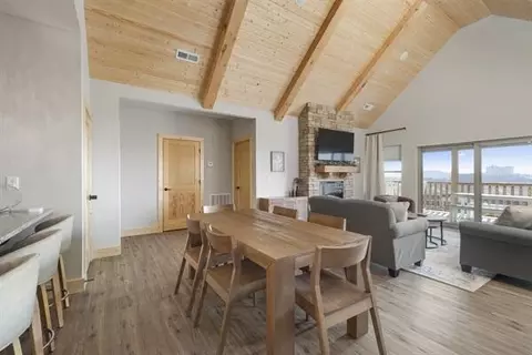 Dining - 171 Summer Bay Blvd, Branson, MO 65616 photo 1 of 1