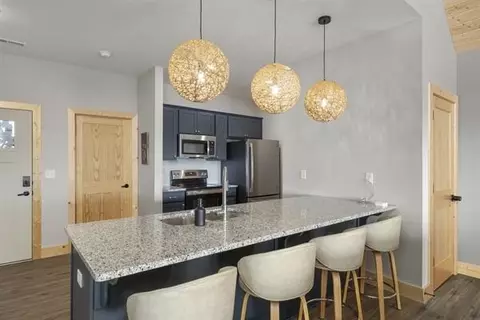Kitchen - 171 Summer Bay Blvd, Branson, MO 65616 photo 2 of 2
