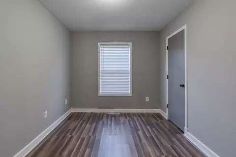 3200 W Lynn St, Springfield, MO 65802 photo 11