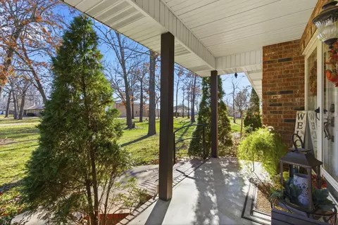 308 S Tanglewood Dr, Ozark, MO 65721 photo 5