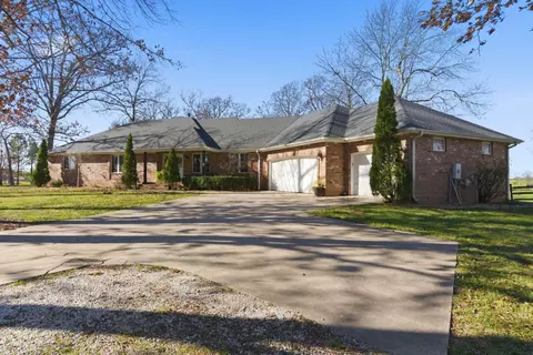 308 S Tanglewood Dr, Ozark, MO 65721 photo 3