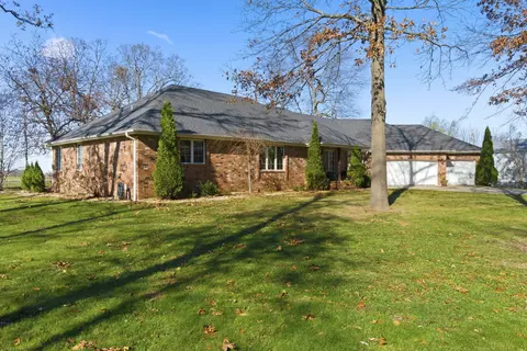 308 S Tanglewood Dr, Ozark, MO 65721 photo 4