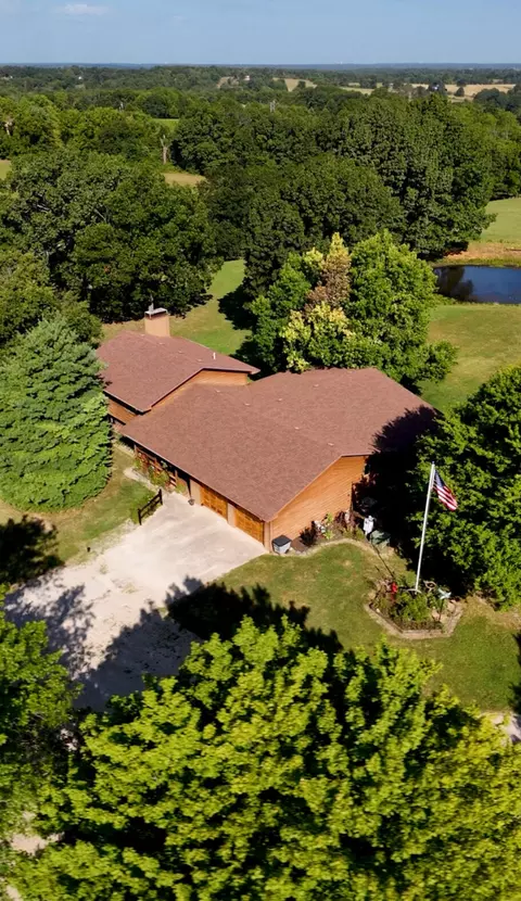 17984 State Hwy 248, Cassville, MO 65625