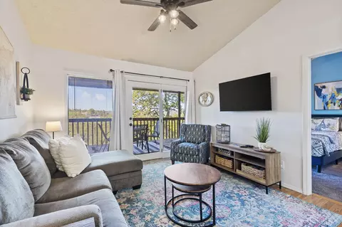 527 Notch Ln #10, Branson West, MO 65737
