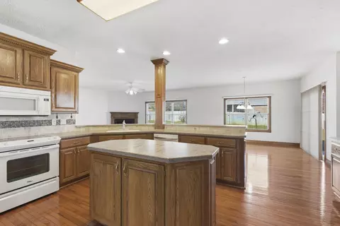 2707 W Highpoint Cir, Ozark, MO 65721 photo 17