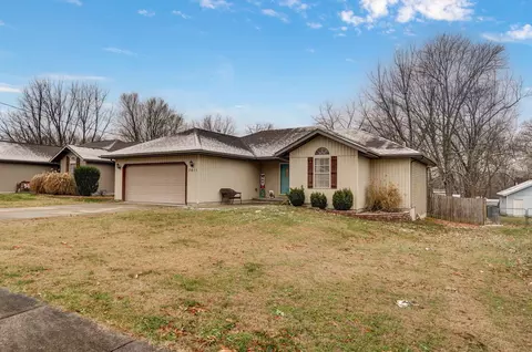 3611 S Linden Ave, Springfield, MO 65804 photo 2