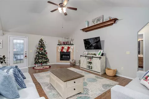 3611 S Linden Ave, Springfield, MO 65804 photo 3