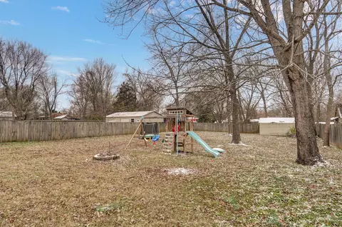 3611 S Linden Ave, Springfield, MO 65804 photo 22