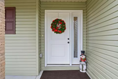 Entry Way - 126 Dragonfly Ln, Branson, MO 65616 photo 1 of 2