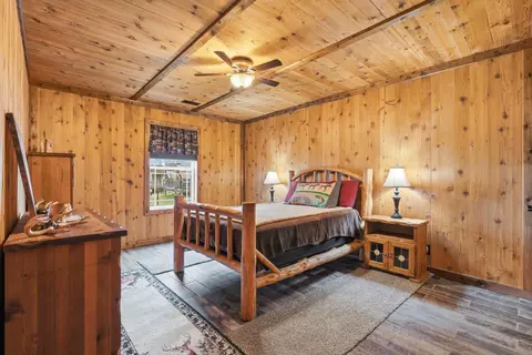 Bedroom - 126 Dragonfly Ln, Branson, MO 65616 photo 8 of 10
